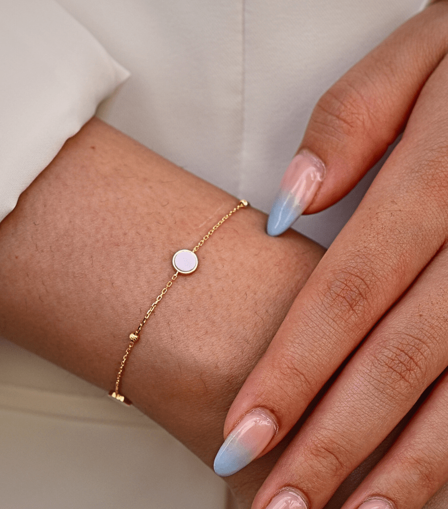 Zira Mother of Pearl Bracelet in 18K Gold Adjustable Length 18k Yellow with Hallmark Stamp One Size 1.1gms