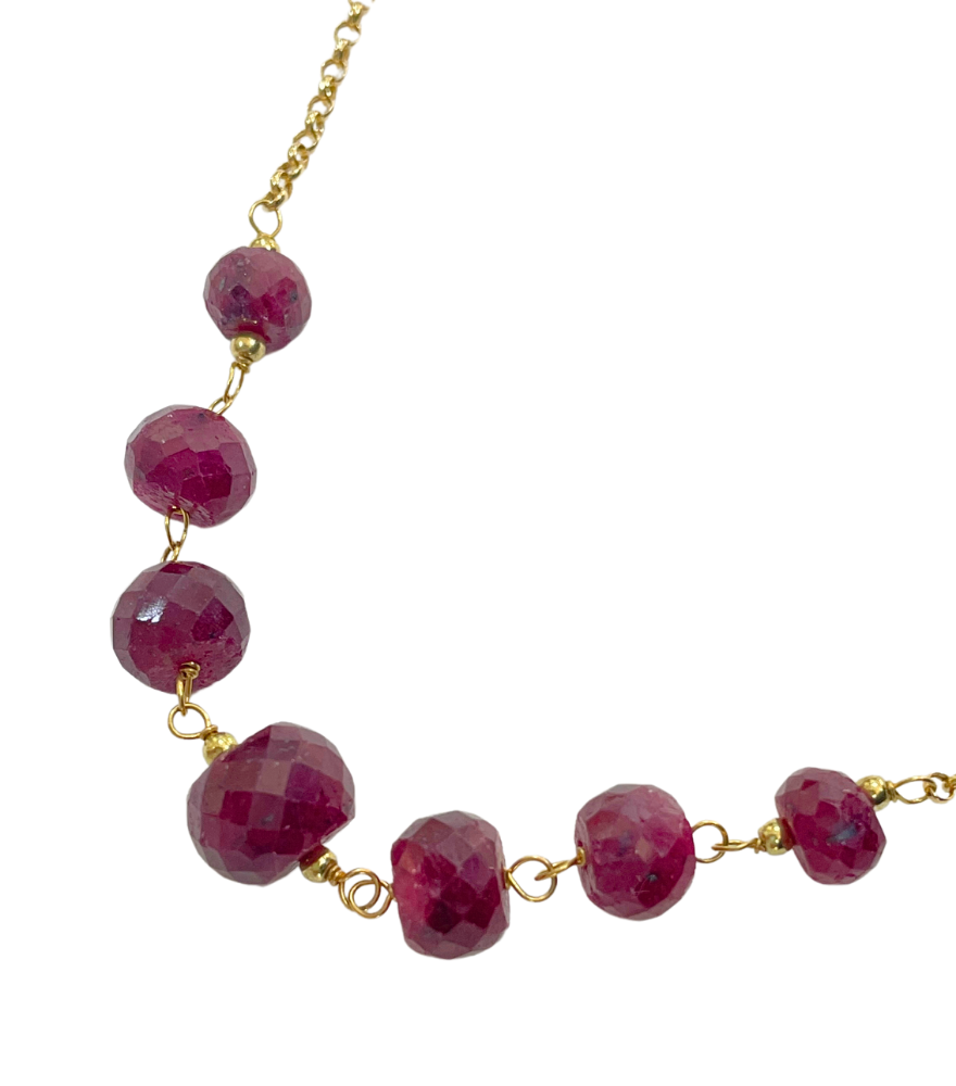 Closeup of Saya Ruby Necklace in 18k Gold Comfort Fit Yellow with Hallmark Stamp Metal Stone One Size 6.5gms