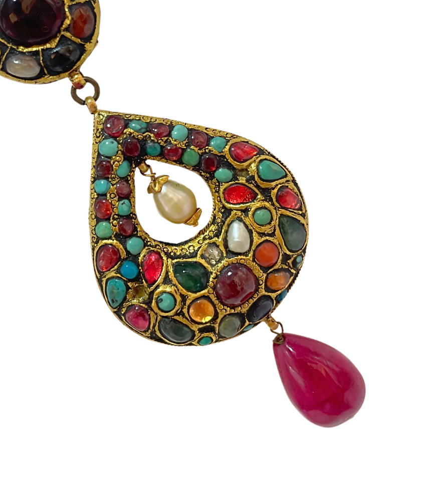 Closeup of Navika Reversible Earrings in 18k Gold Jewelry for Pierced Ears Yellow with Hallmark Stamp Metal Stone One Size 46.4gms