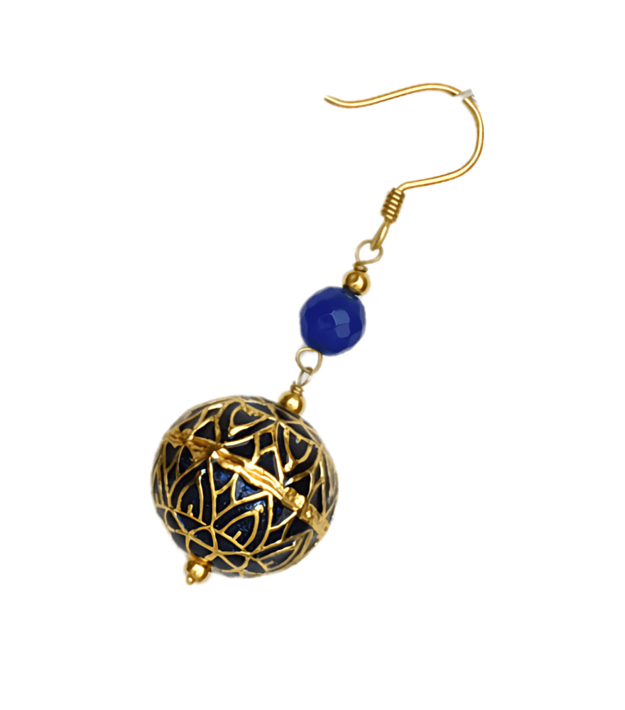 Rear View of Saira Earrings Jewelry for Pierced Ears 18k Yellow Gold with Hallmark Stamp Metal One Size 12.3gms
