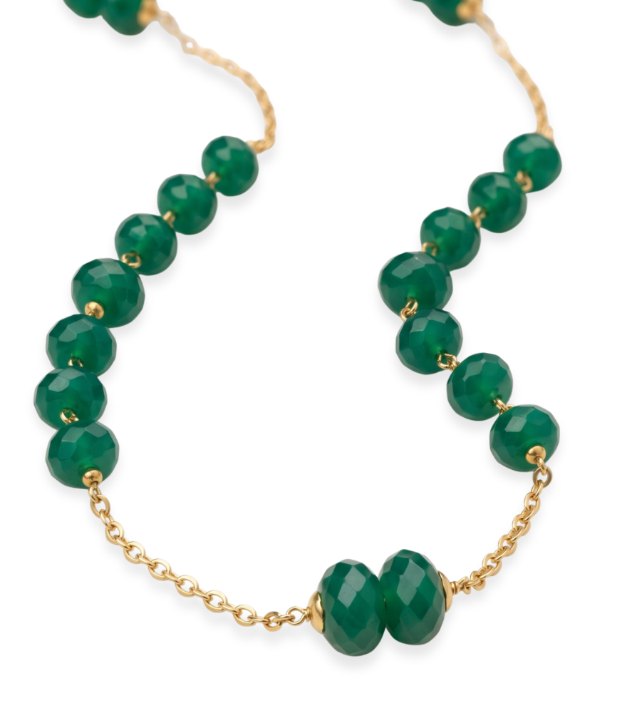 Closeup of Alia Necklace in 18k Gold Fixed Length Yellow with Hallmark Stamp One Size 36gms