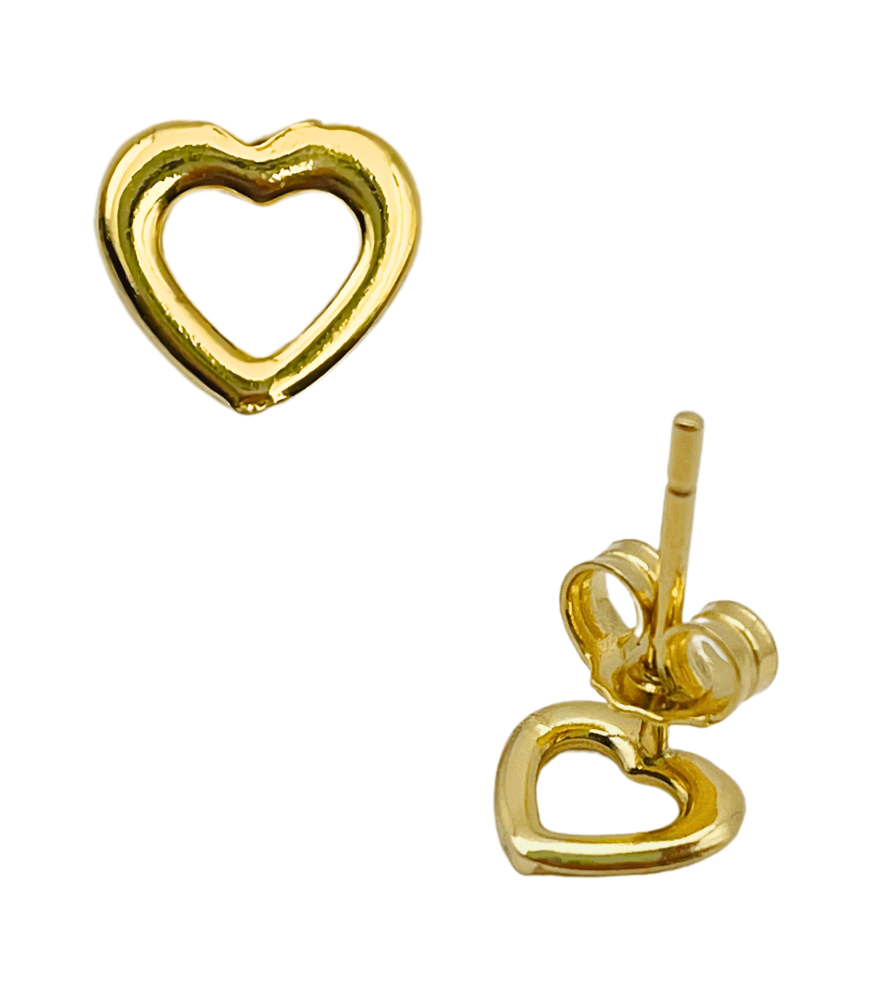 Closeup of Hiba Heart Single Stud Earring in 18k Gold Jewelry for Pierced Ears Yellow with Hallmark Stamp Metal One Size 0.6gms