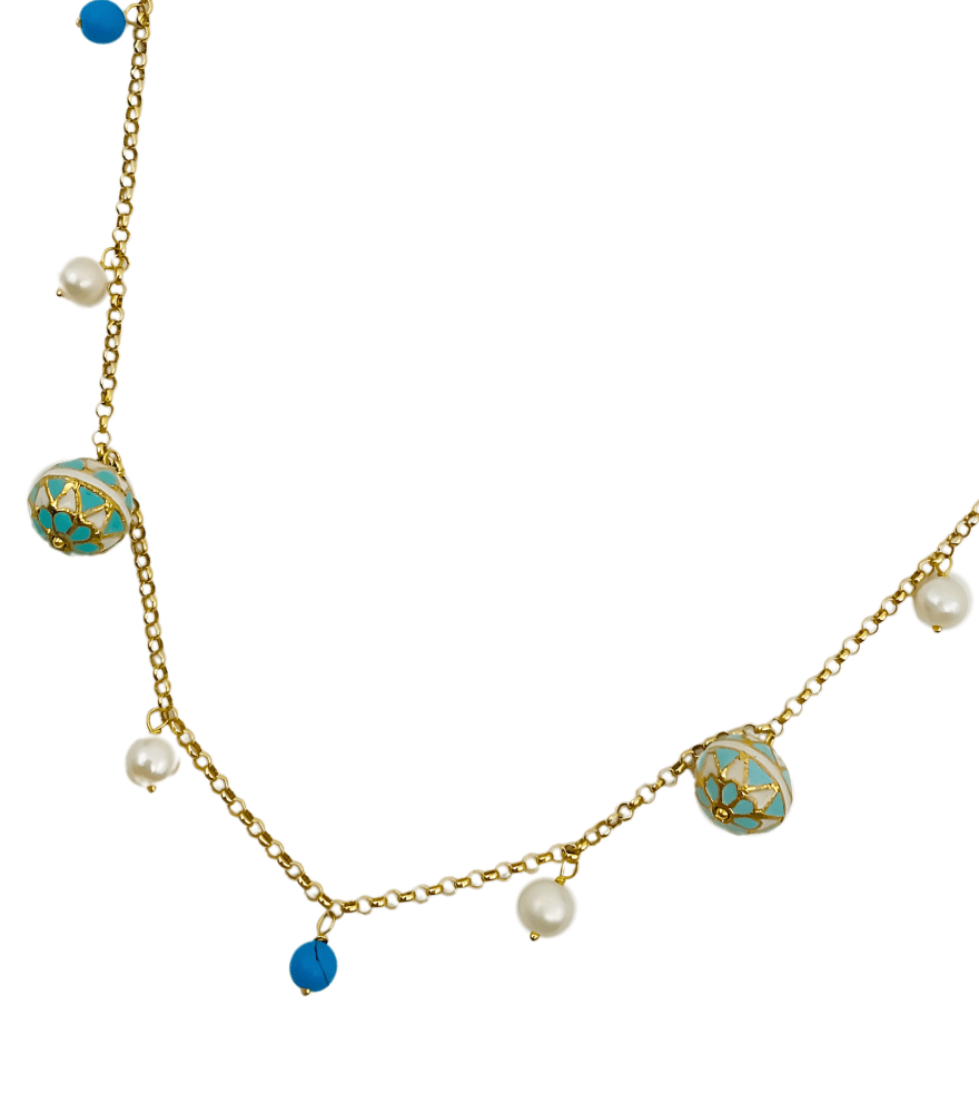 Closeup of Feroza Charm Necklace Comfort Fit 18k Yellow Gold with Hallmark Stamp Metal One Size 6.1gms