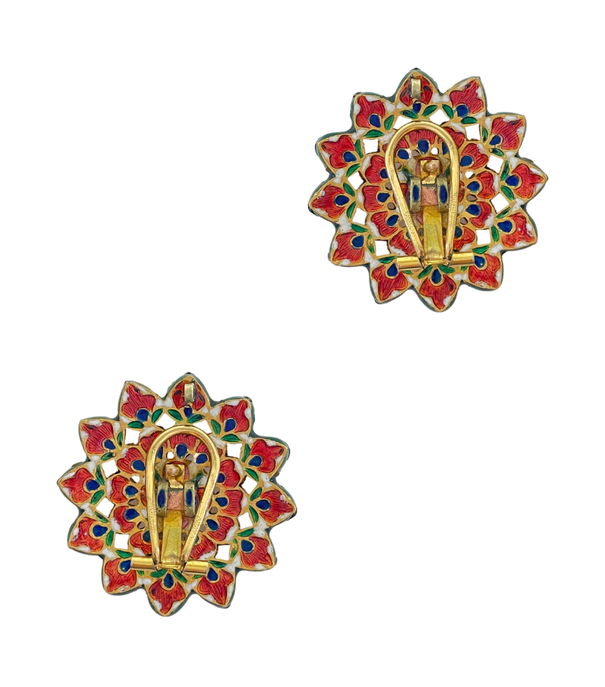 Rani Stud Earrings in 18k Gold