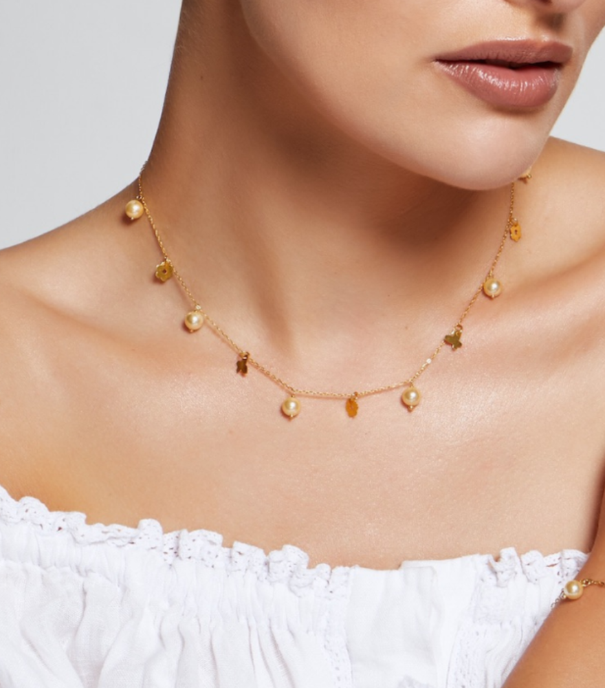 Model Wearing Farasha Charm Necklace in 18k Gold Fixed Length Yellow with Hallmark Stamp Metal One Size 4.2gms