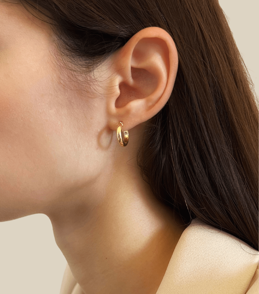 Piccola Hoop Earrings in 18k Yellow Gold