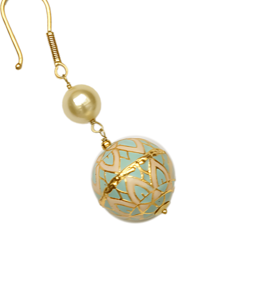 Closeup of Duaa Earrings in 18k Gold Jewelry for Pierced Ears Yellow with Hallmark Stamp Metal One Size 7.2gms