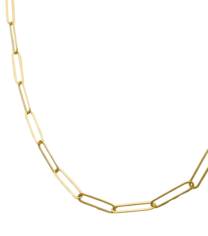 Closeup of Aida Paperclip Necklace in 18k Yellow Gold Fixed Length with Hallmark Stamp Metal 16 inches 3.2gms