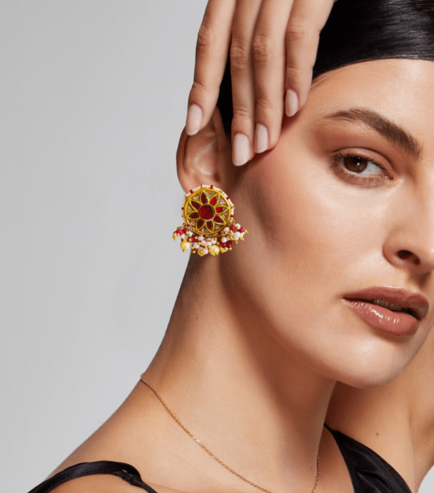 Model Wearing Shivani Uncut Polki Earrings in Gold Jewelry for Pierced Ears 18k Yellow with Hallmark Stamp Metal Stone One Size 25gms