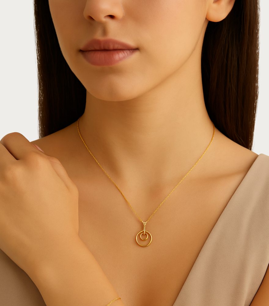 Model Wearing René Round Pendant in 18k Gold Fixed Length Yellow with Hallmark Stamp Metal One Size 1.3gms