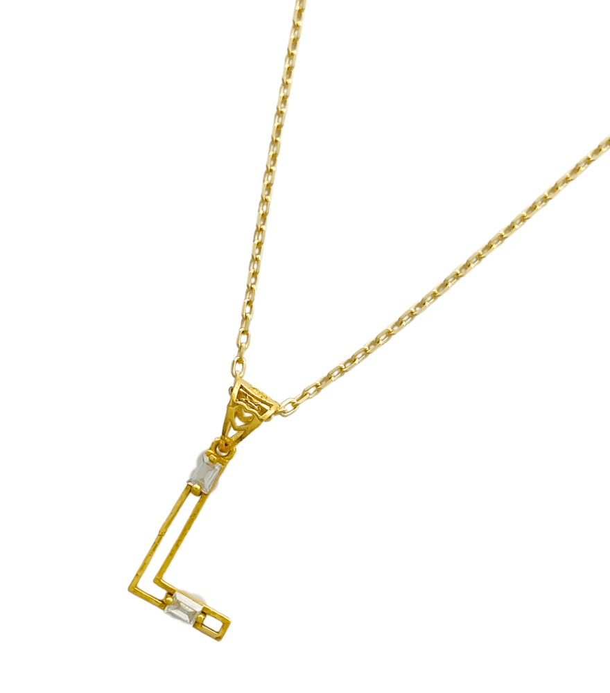 Closeup of Letter 'L' Initials Pendant Necklace in 18k Gold Fixed Length Yellow with Hallmark Stamp Metal One Size 1.1gms