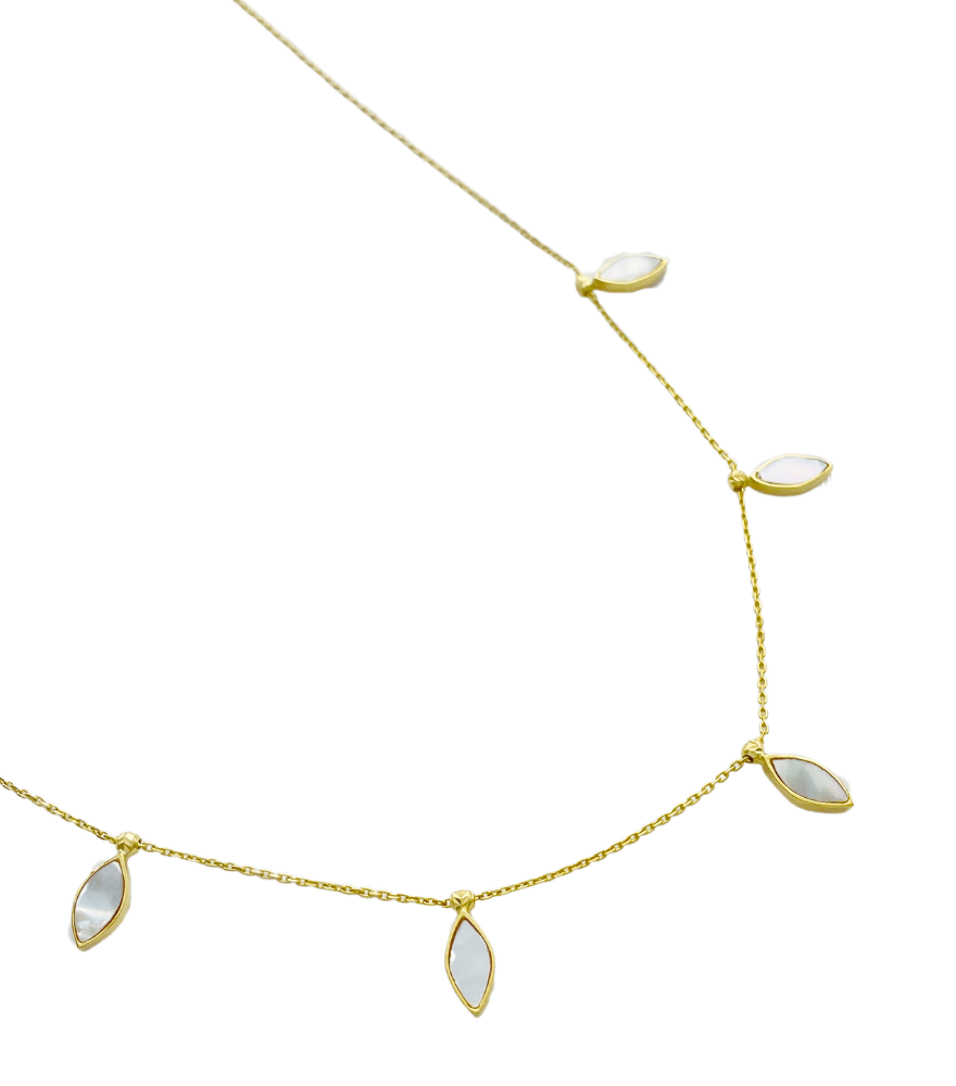 Hala Mother of Pearl Necklace in 18k Gold