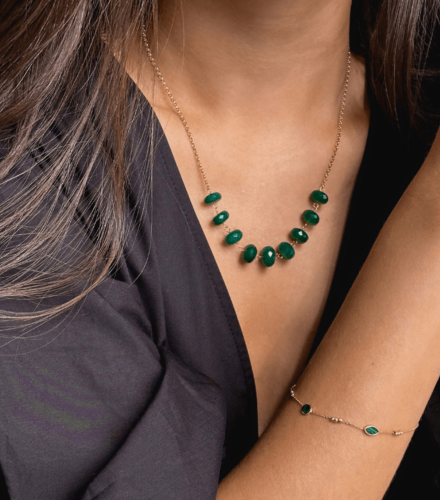 Model Wearing Saya Onyx Necklace in 18k Gold Comfort Fit Yellow with Hallmark Stamp Metal Stone One Size 7.6gms