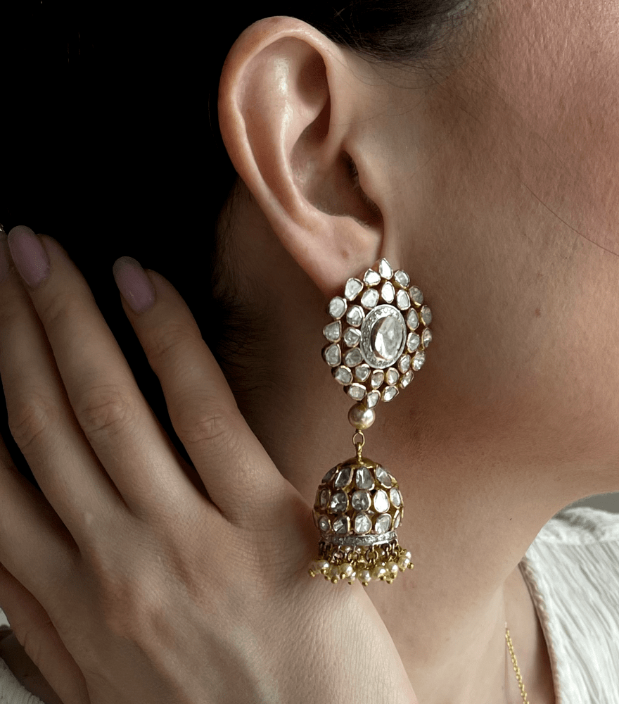 Model Wearing Jaan Jhumka Uncut Diamond Earrings in 18k Gold Jewelry for Pierced Ears Yellow with Hallmark Stamp Metal One Size 48.4gms