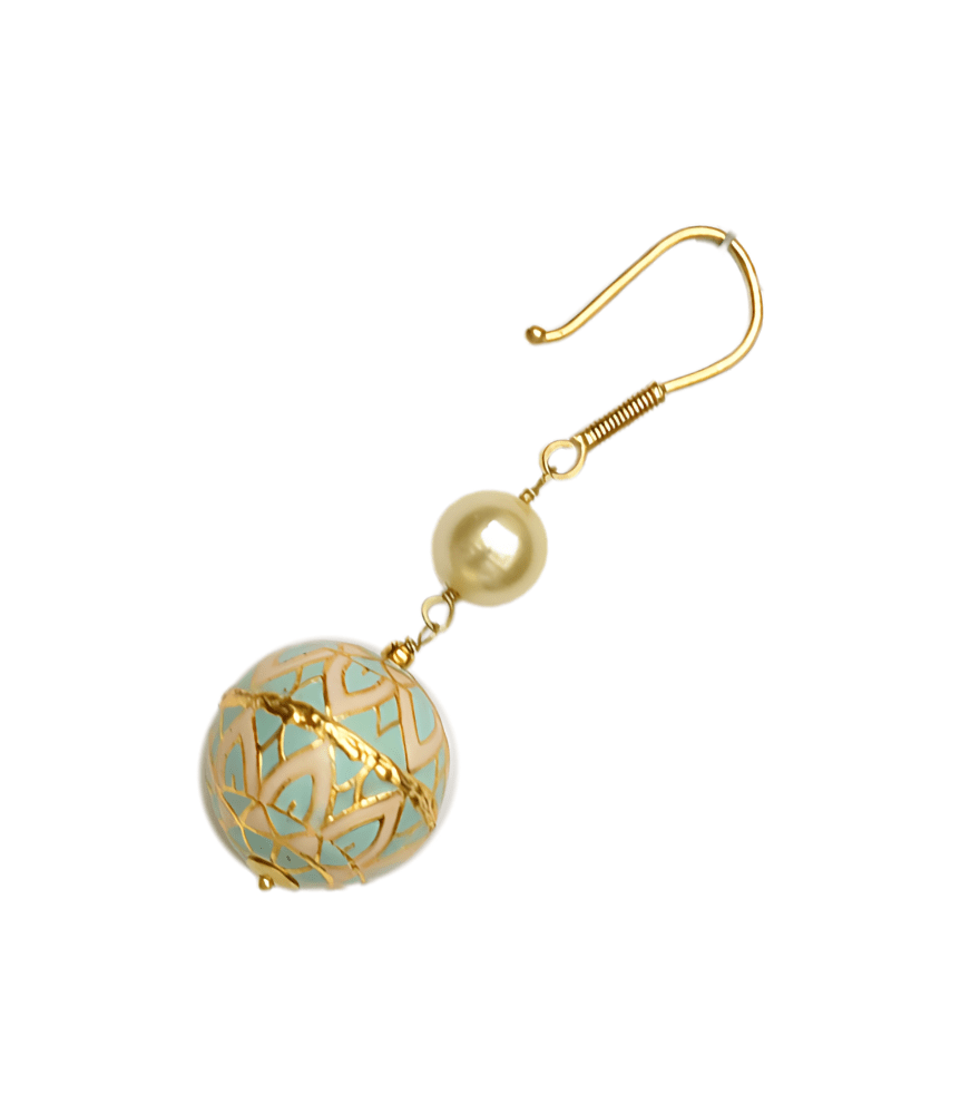 Rear View of Duaa Earrings in 18k Gold Jewelry for Pierced Ears Yellow with Hallmark Stamp Metal One Size 7.2gms