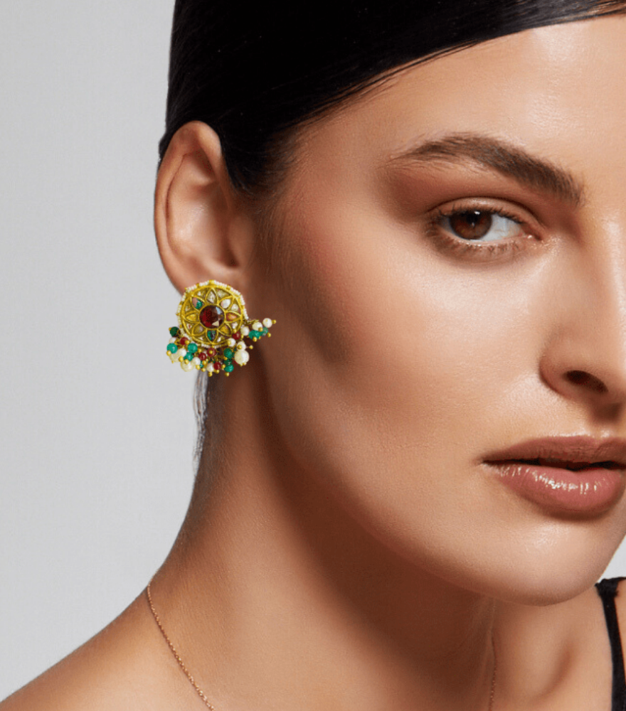 Model Wearing Tanishka Unut Polki Earrings in Gold Jewelry for Pierced Ears 18k Yellow with Hallmark Stamp Metal Stone One Size 21.3gms