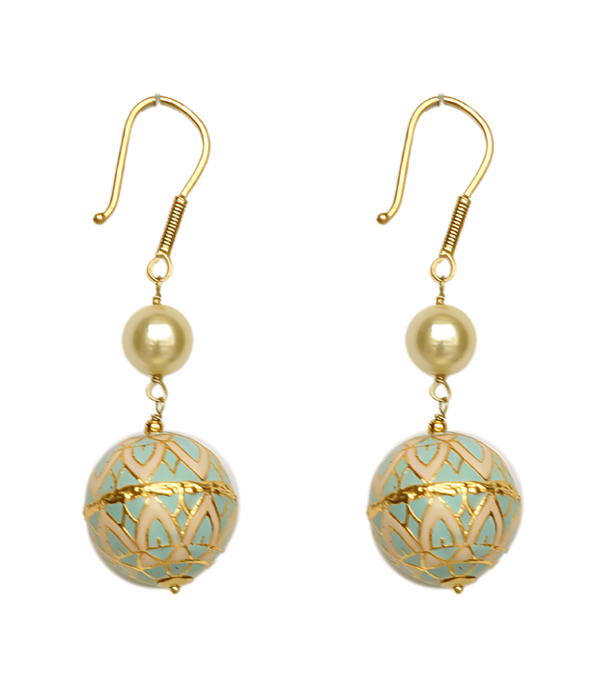 Duaa Earrings in 18k Gold