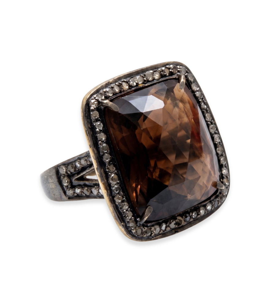 Closeup of Nargis Ring in Sterling Silver Comfort Fit 925 Metal One Size 8gms