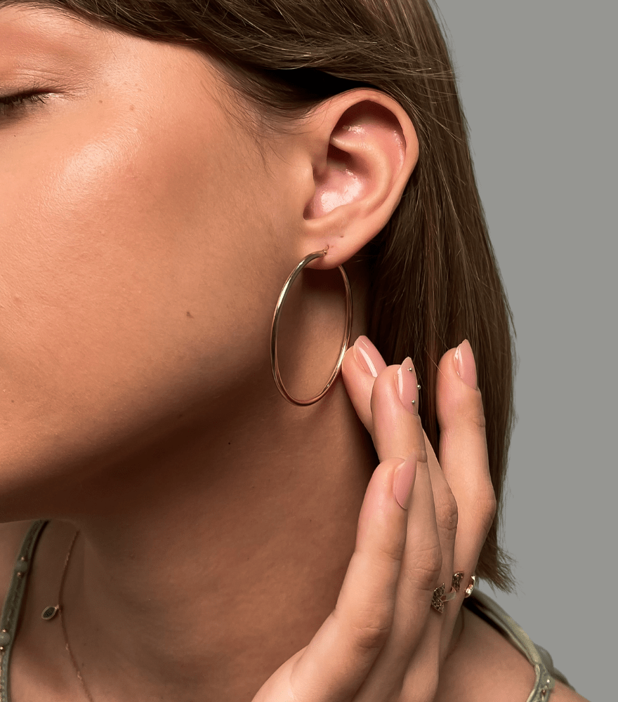Golden Circle Hoop Earrings in 18k Gold
