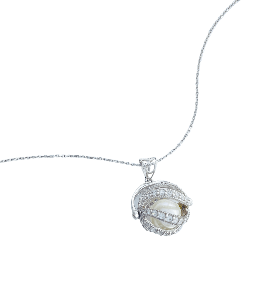 Orla Pearl Pendant in 18K White Gold