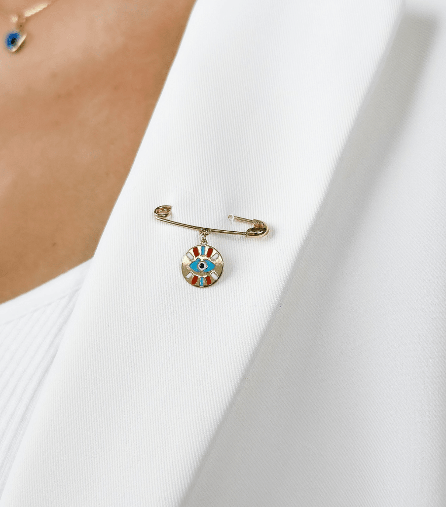 Amira Brooch Pin in 18K Gold