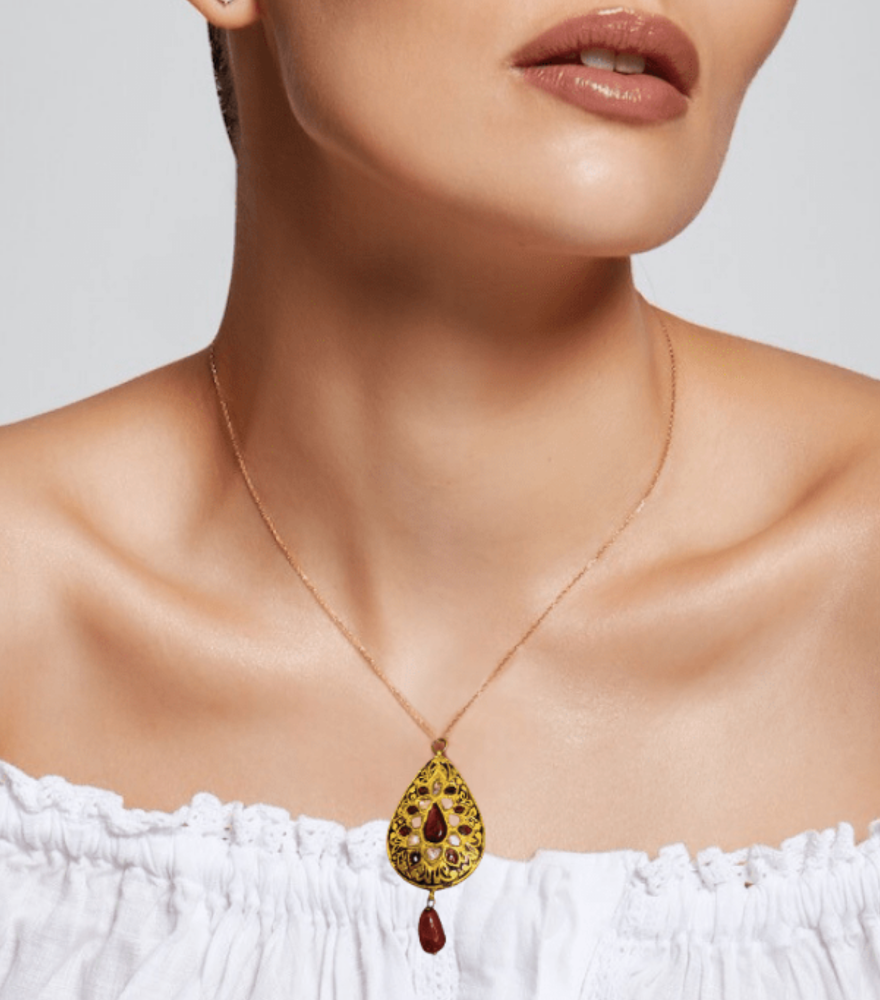 Aarohi Polki Pendant in Gold