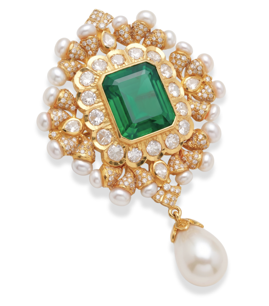 Closeup of Vihaan Brooch in Sterling Silver Comfort Fit 18k Gold Plated 925 One Size 14.3gms Mix Metal